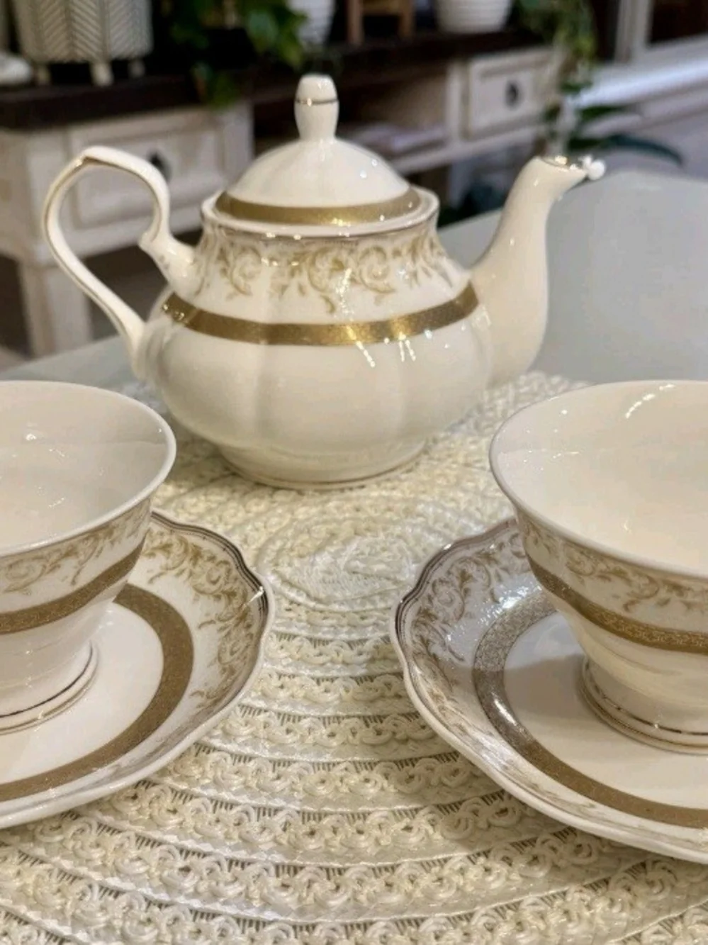 Park Chateau White and Gold Porcelain Tea Set - Classic  Teapot Cups Saucers